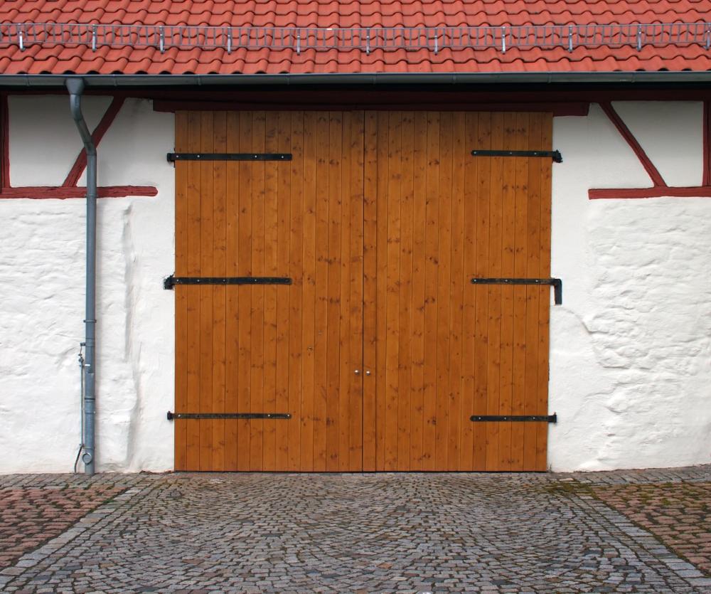 Porte de garage battante