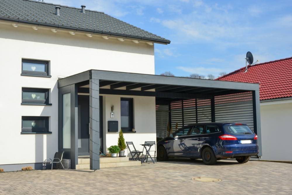 Carport près de Courthiézy